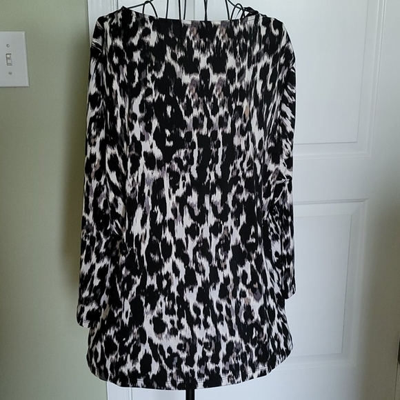 Pullover - Picture 3 of 3